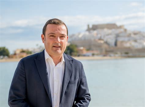 Andres Martinez Martinez Biography