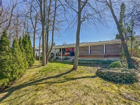 Homes For Sale In 48346 Mi With Mountain View Realtor Com Homes For Sale In 48346 Mi With Mountain View Realtor Com