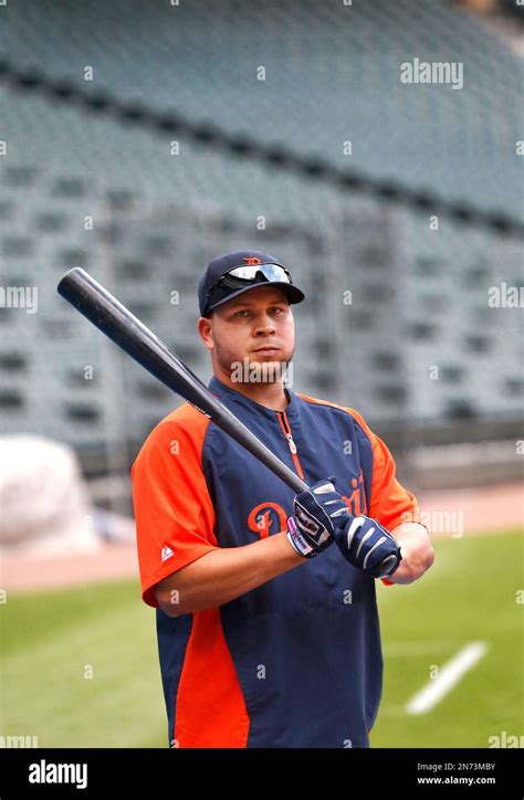 5 Facts Jhonny Peralta Tigers