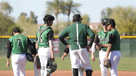 Photos San Luis Vs Hamilton High School Baseball Photos San Luis Vs Hamilton High School Baseball